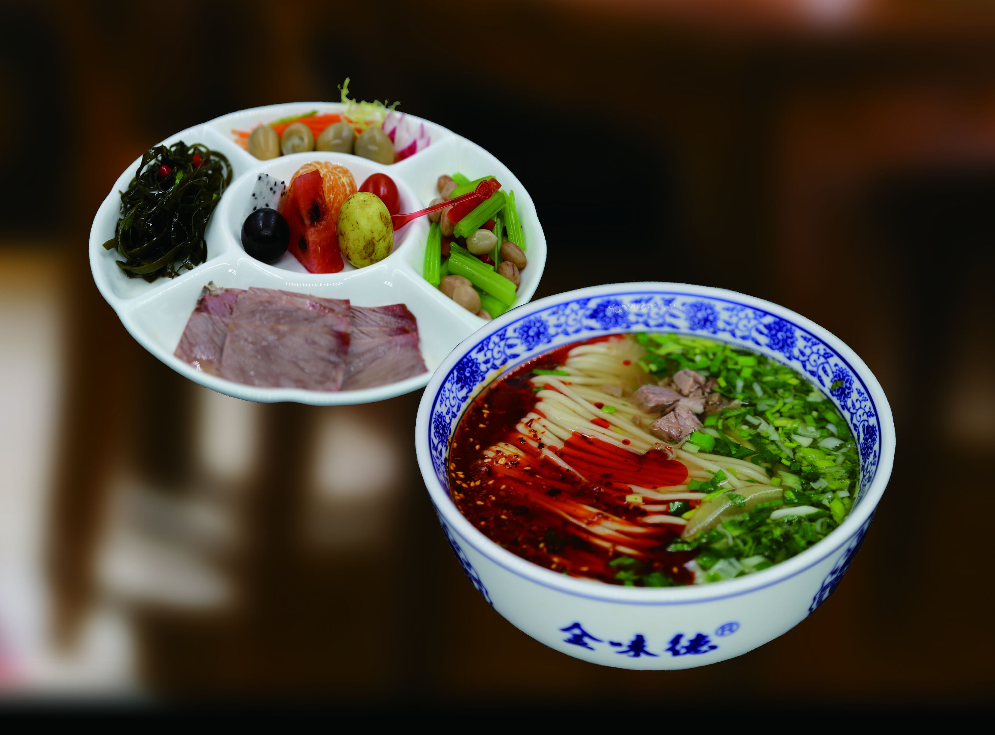 �����ײ�