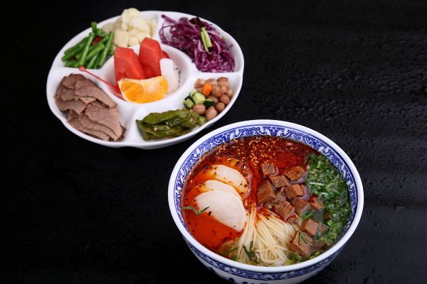 ���Iţ������˵������С�[�T